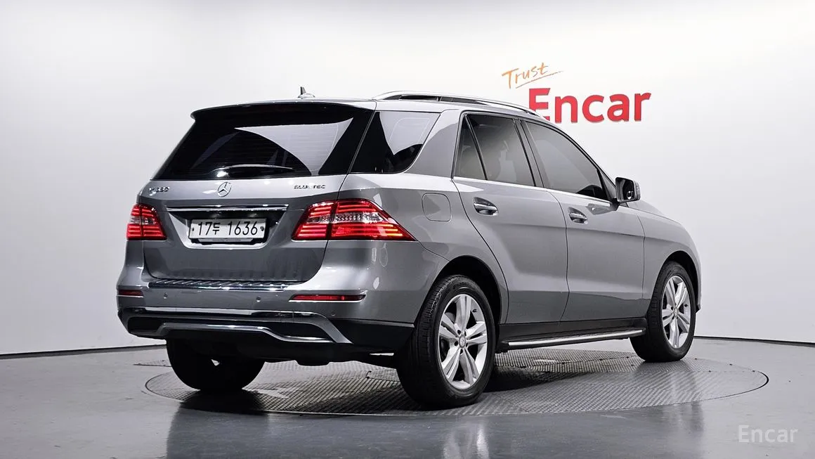 Mercedes-Benz M-class