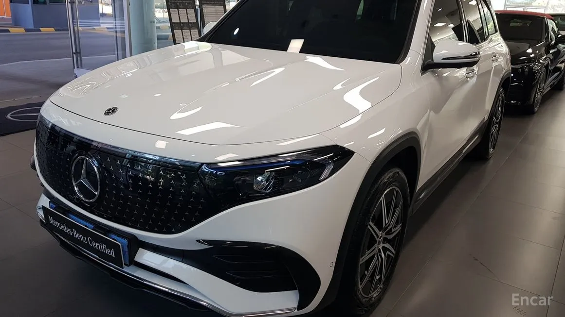 Mercedes-Benz EQB