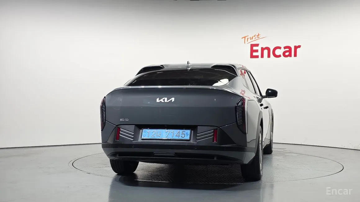 Kia EV4