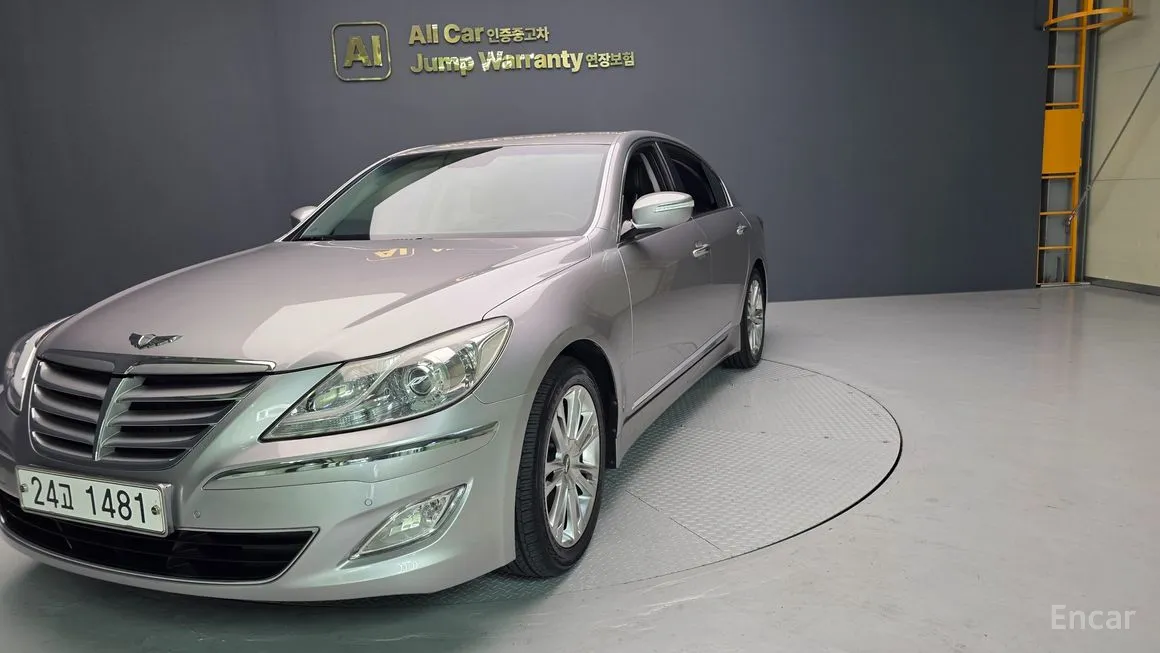 Hyundai Genesis