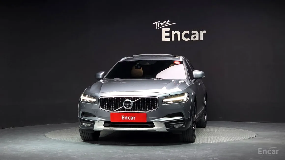 Volvo V90