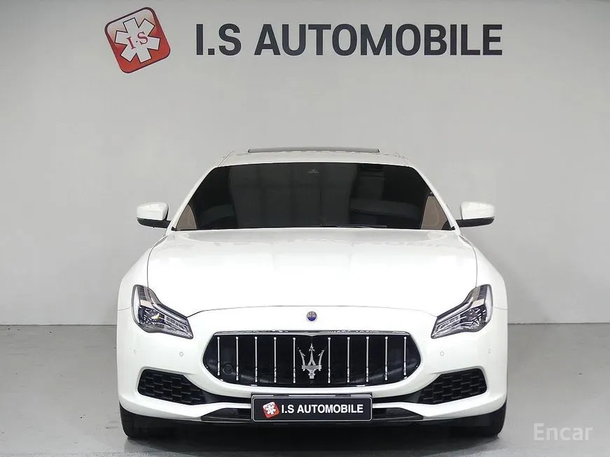 Maserati Quattroporte