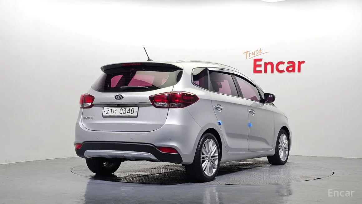 Kia Carens