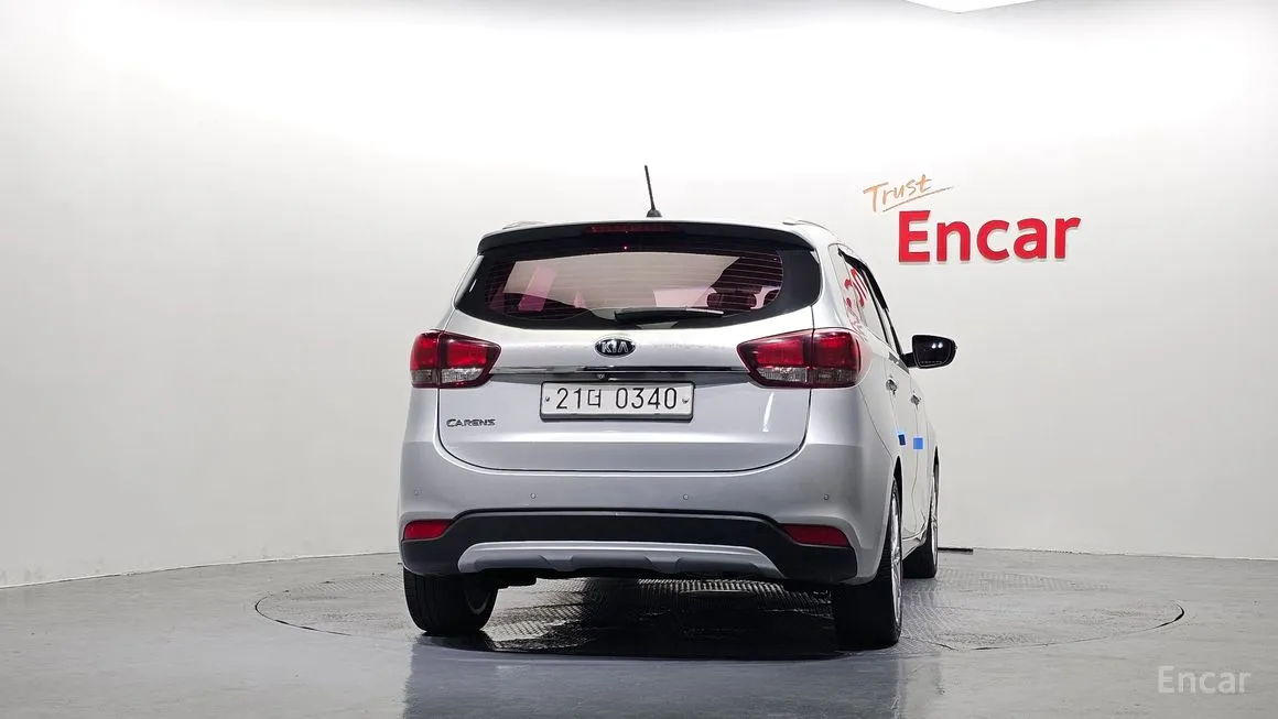 Kia Carens