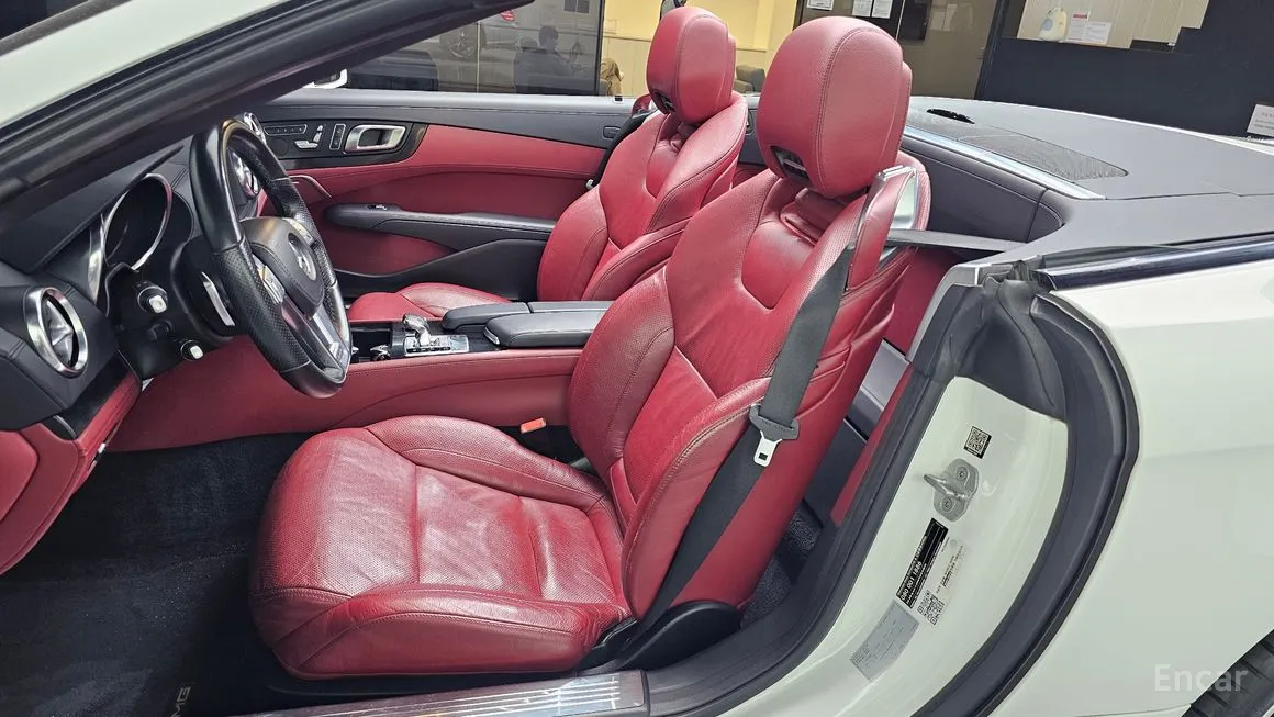 Mercedes-Benz SL-Class