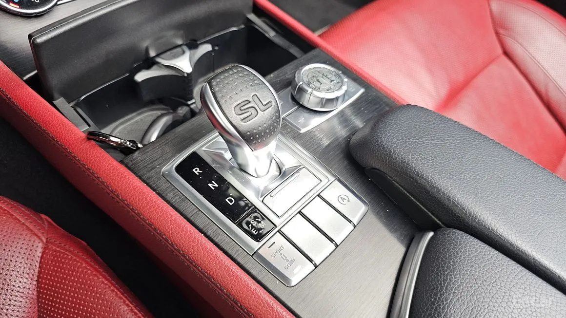 Mercedes-Benz SL-Class
