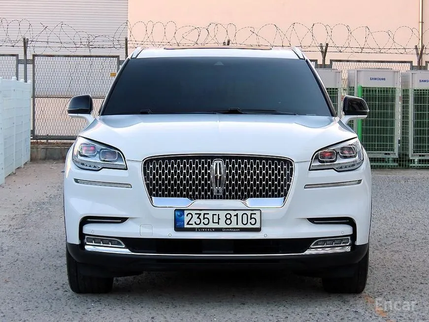 Lincoln Aviator
