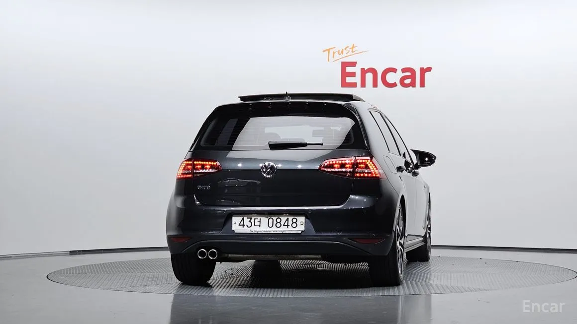 Volkswagen Golf