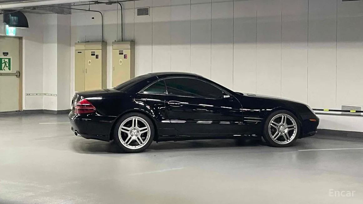 Mercedes-Benz SL-Class