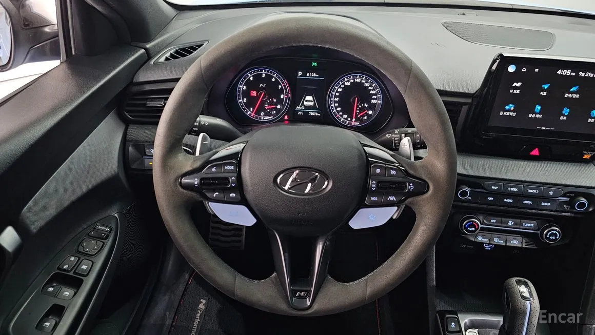 Hyundai Veloster