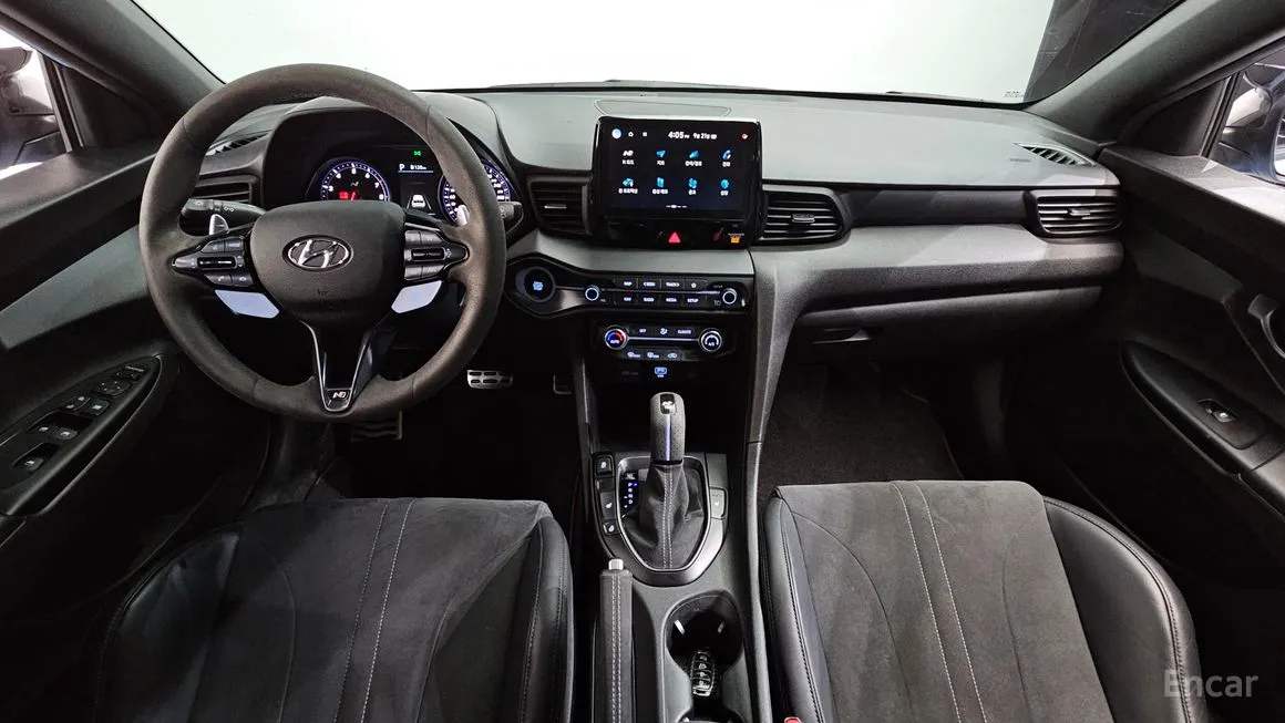 Hyundai Veloster