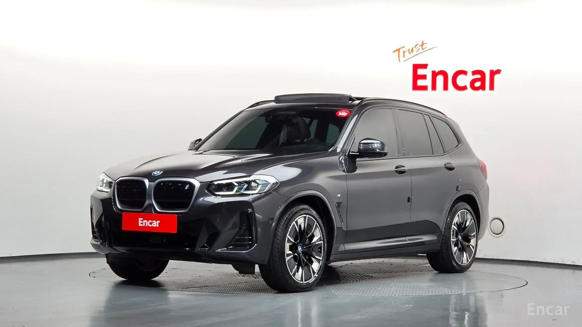 BMW iX3