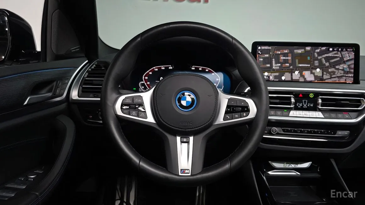 BMW iX3