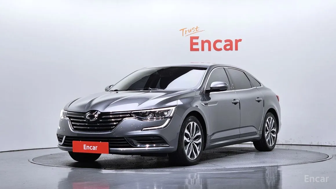 Renault SM6