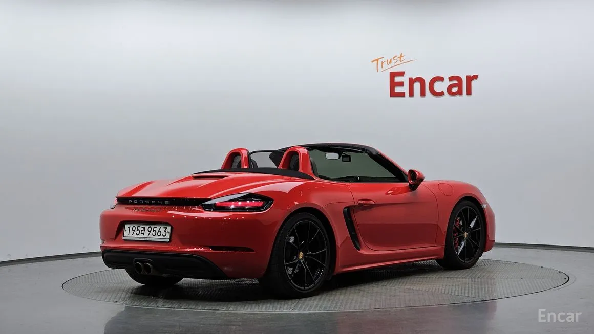 Porsche 718