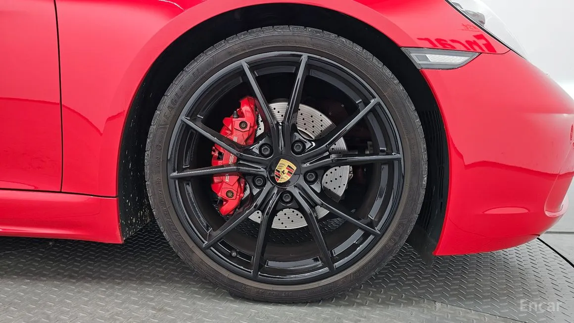 Porsche 718