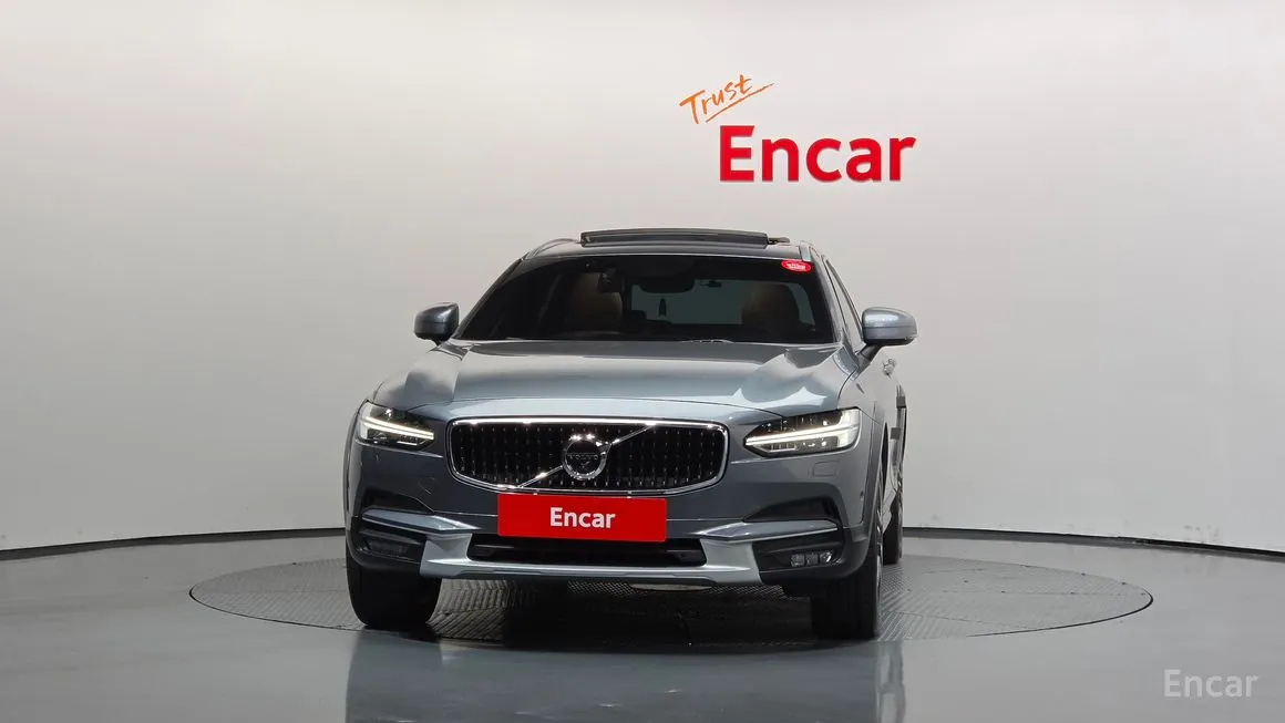 Volvo V90