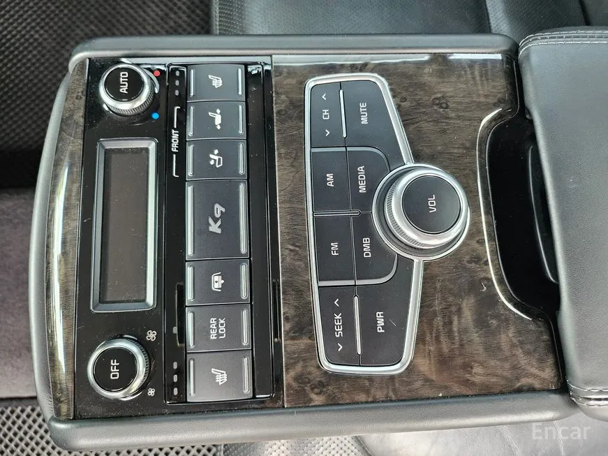Kia K9