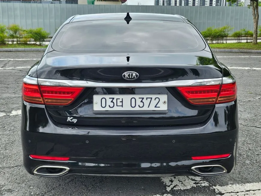 Kia K9