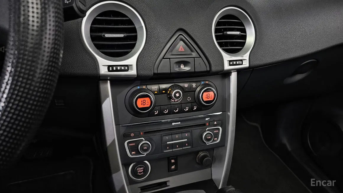 Renault QM5