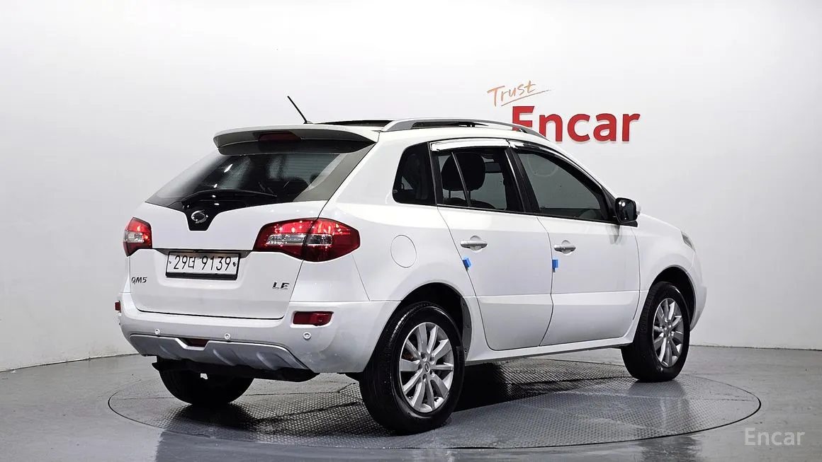 Renault QM5
