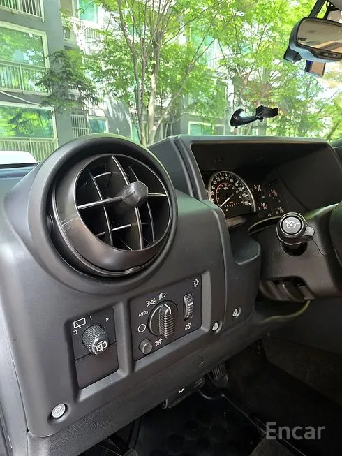 Hummer H2