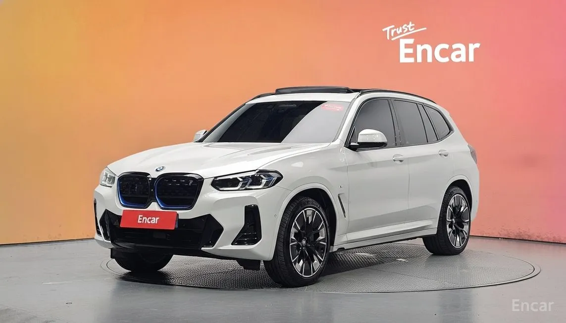 BMW iX3