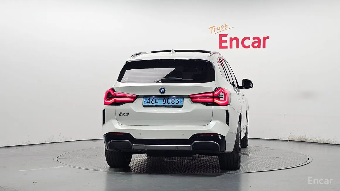BMW iX3