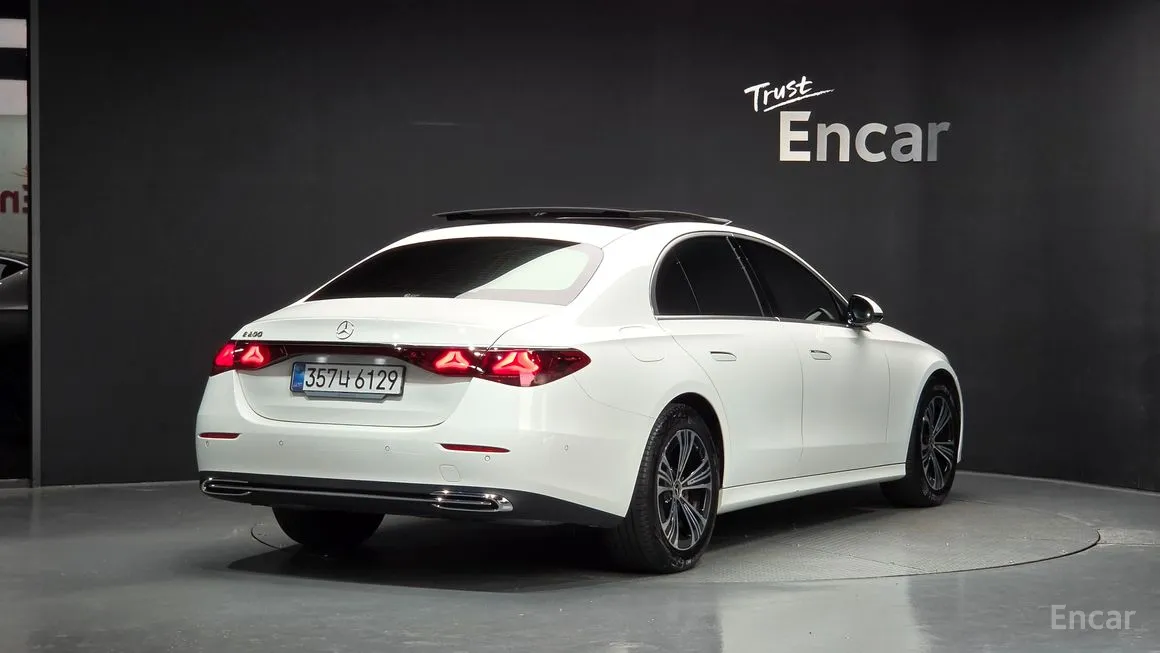 Mercedes-Benz E-Class