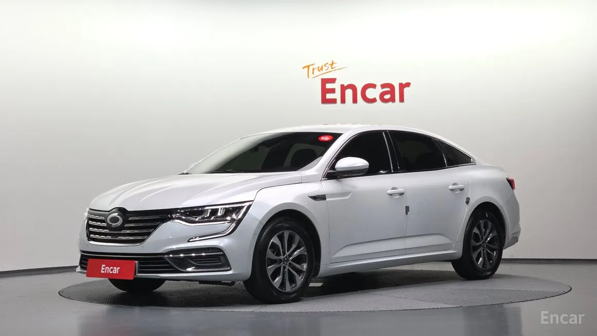 Renault SM6