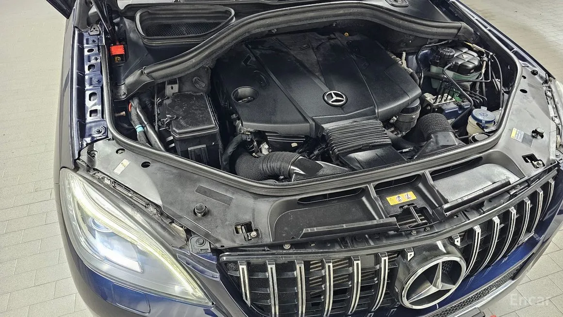 Mercedes-Benz M-class