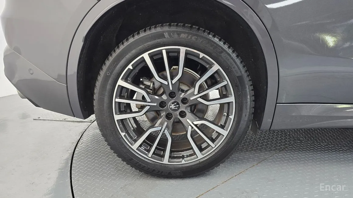 Maserati Grecale
