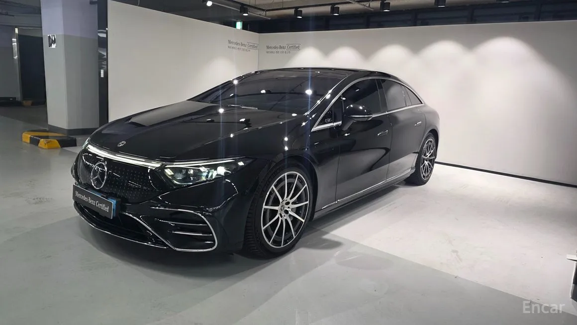 Mercedes-Benz EQS