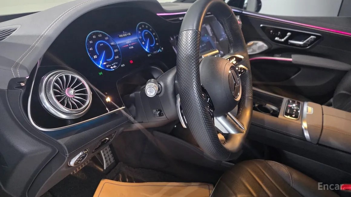 Mercedes-Benz EQS