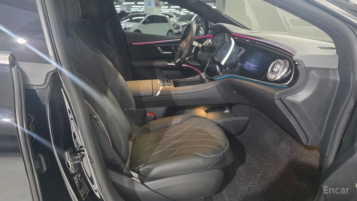 Mercedes-Benz EQS