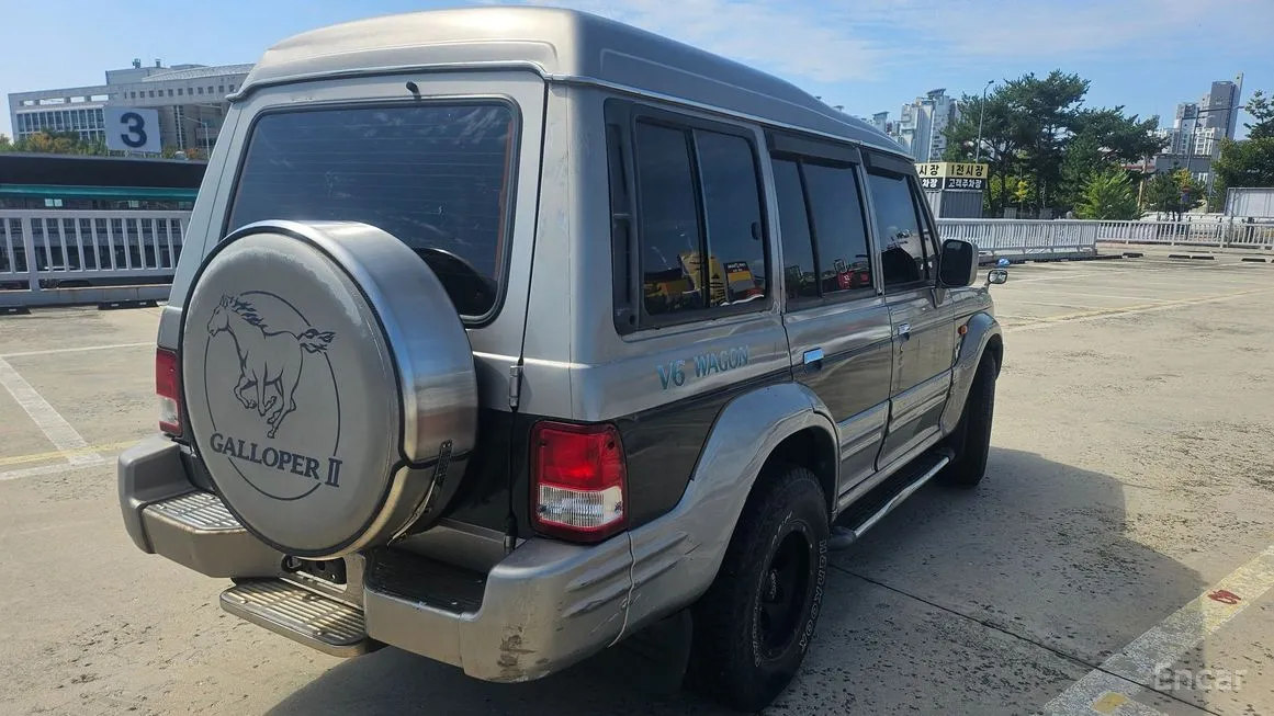 Hyundai Galloper