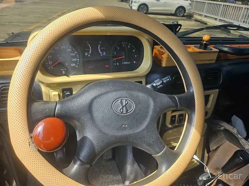 Hyundai Galloper