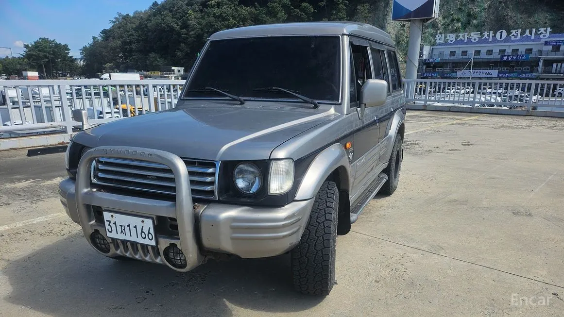 Hyundai Galloper