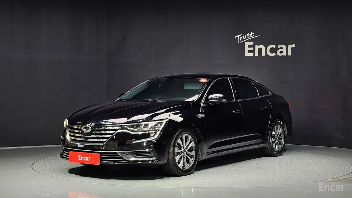 Renault SM6