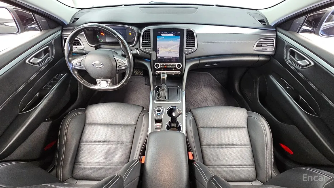 Renault SM6
