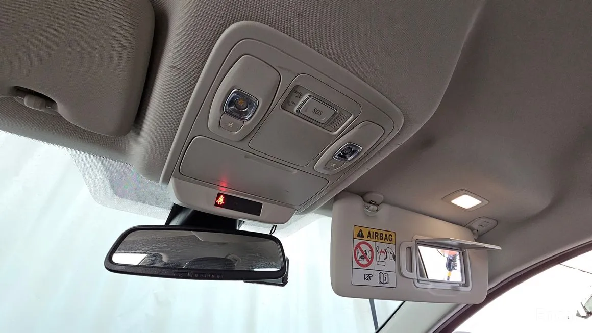 Renault SM6