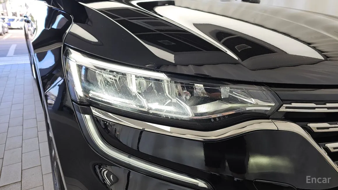 Renault SM6