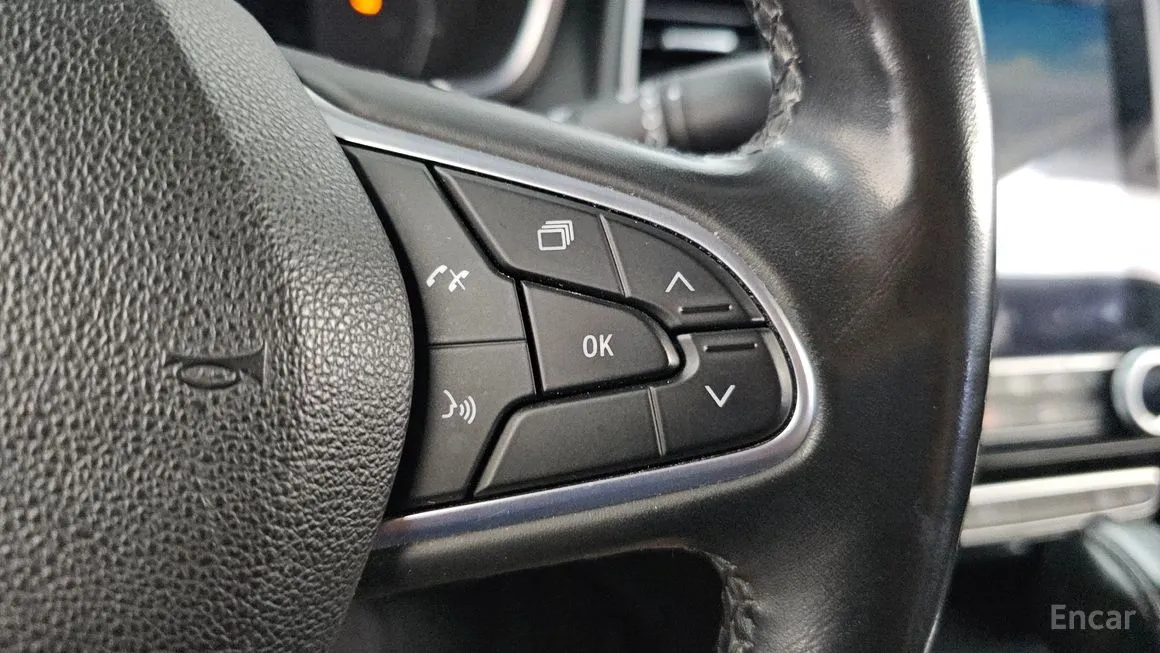 Renault SM6