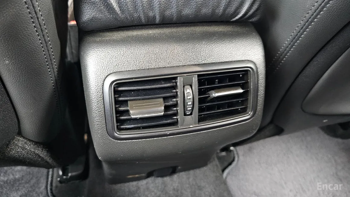 Renault SM6