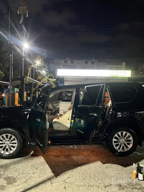 Lexus GX