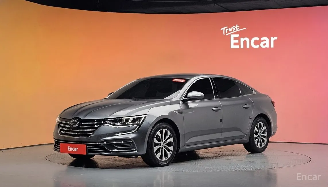 Renault SM6