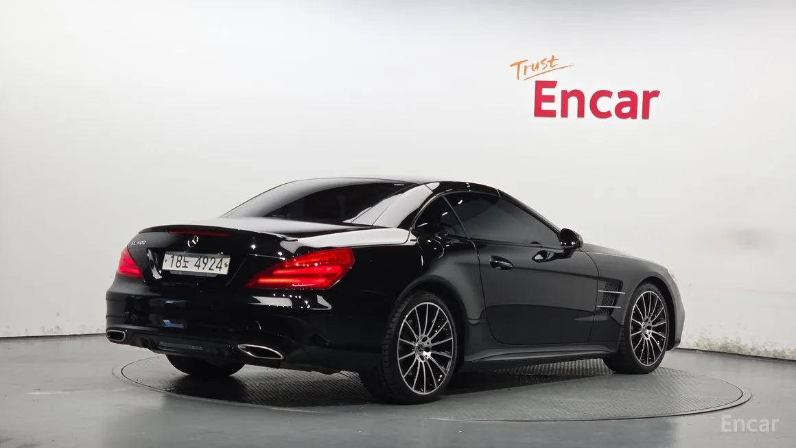 Mercedes-Benz SL-Class