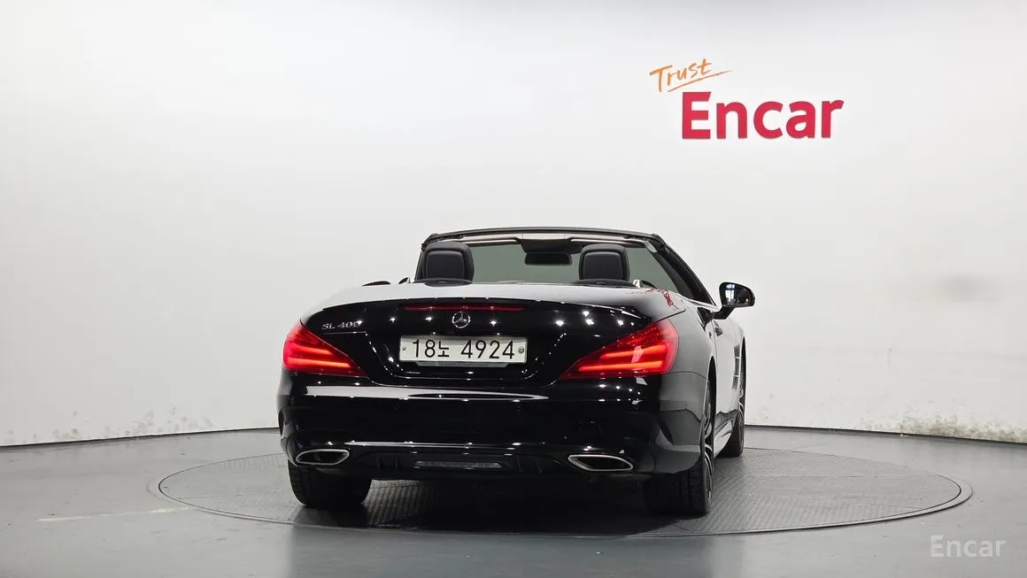 Mercedes-Benz SL-Class