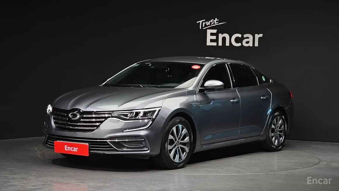 Renault SM6