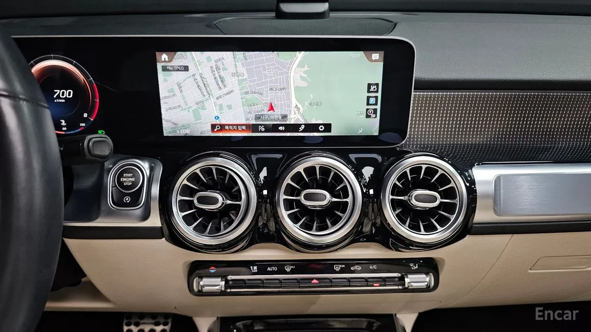 Mercedes-Benz GLB-Class